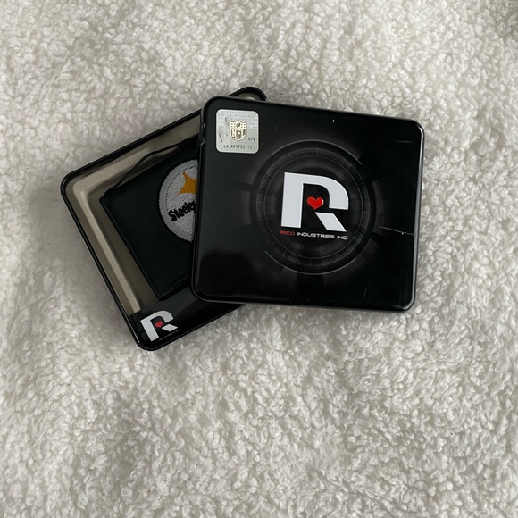 Rico’s Pittsburgh Steelers Embroidered Genuine Leather Tri-fold Wallet - Picture 2 of 11
